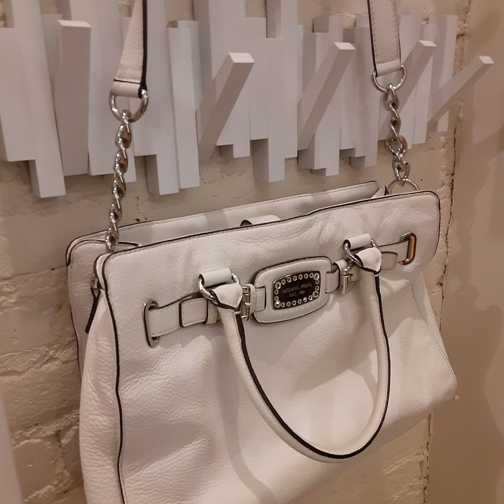Michael Kors white leather medium bag with silver chain detail - Picture 12 of 13